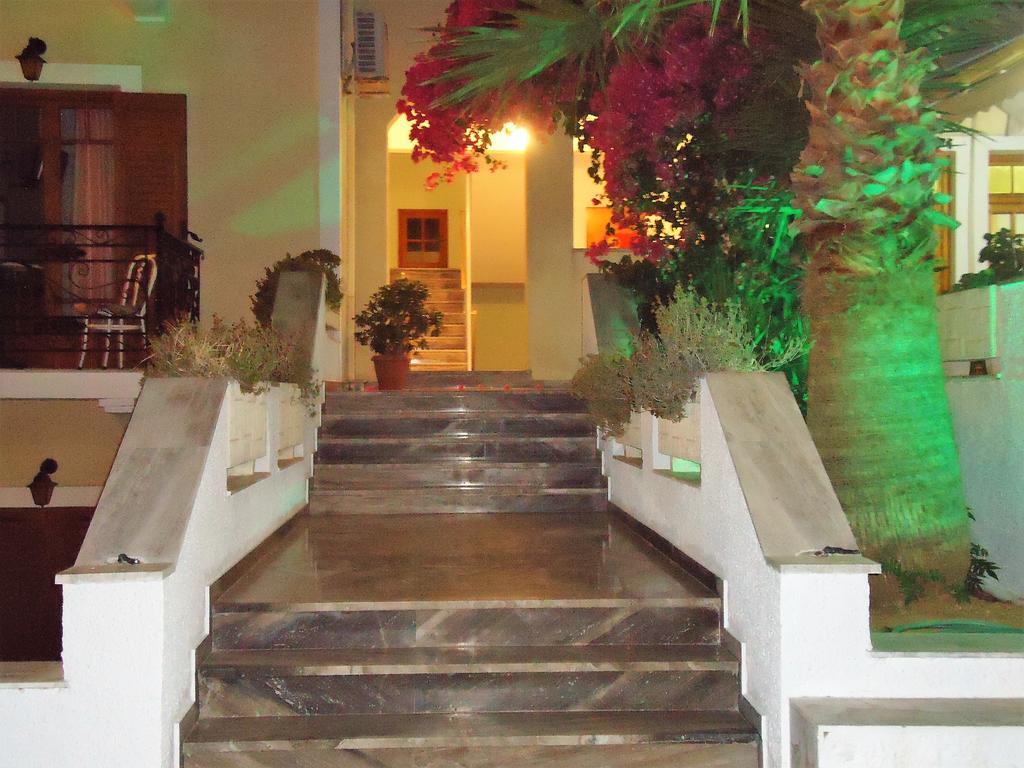 Sweetmemory Otel Agia Marina  Dış mekan fotoğraf